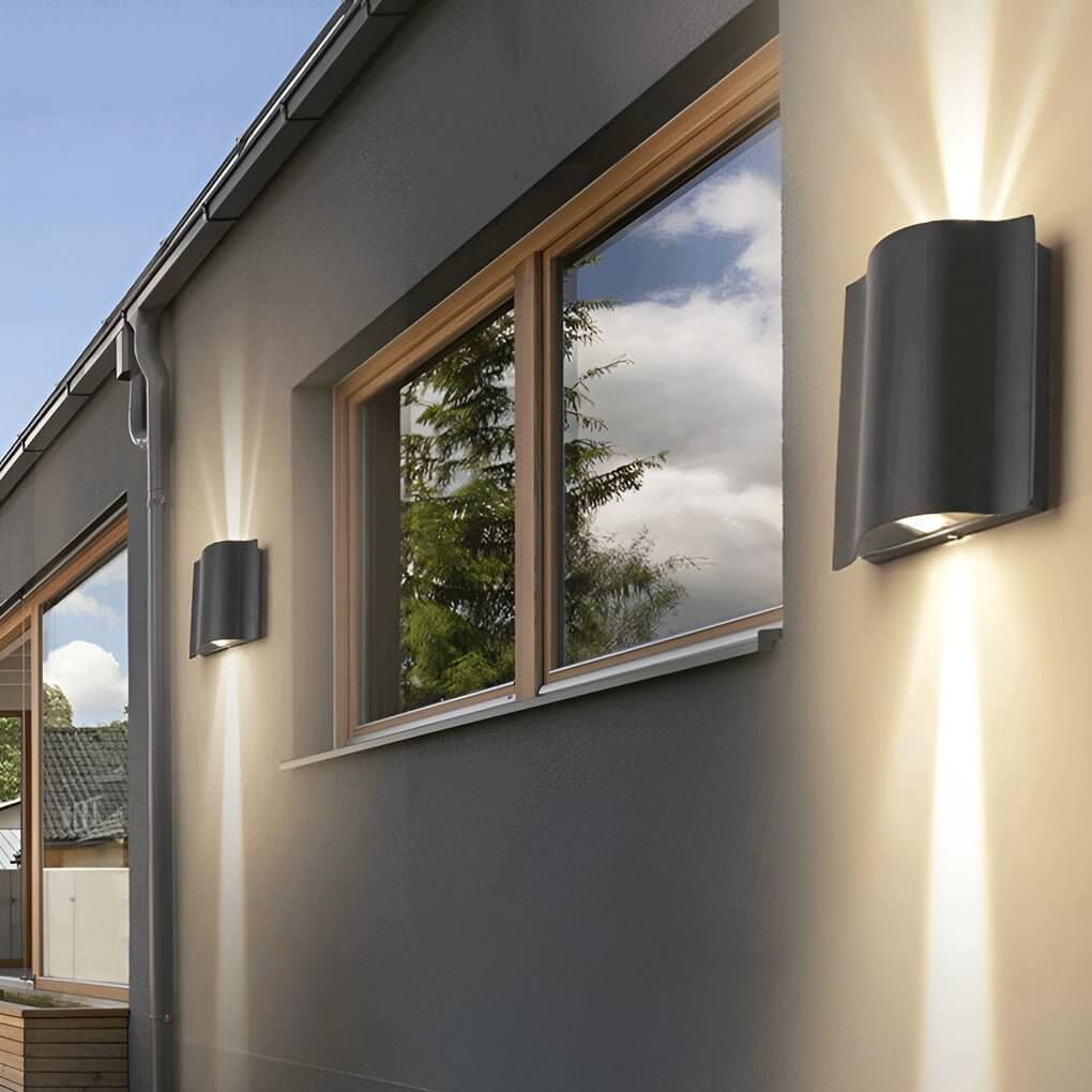 WaveGlow Outdoor Wall Sconce