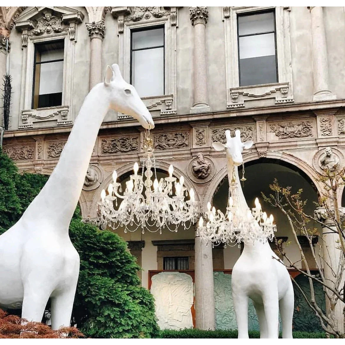 Grande Giraffe Crystal Floor Lamp